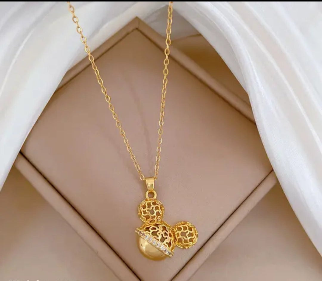 Collier Pendentif Animal Doré – Élégance & Éclat