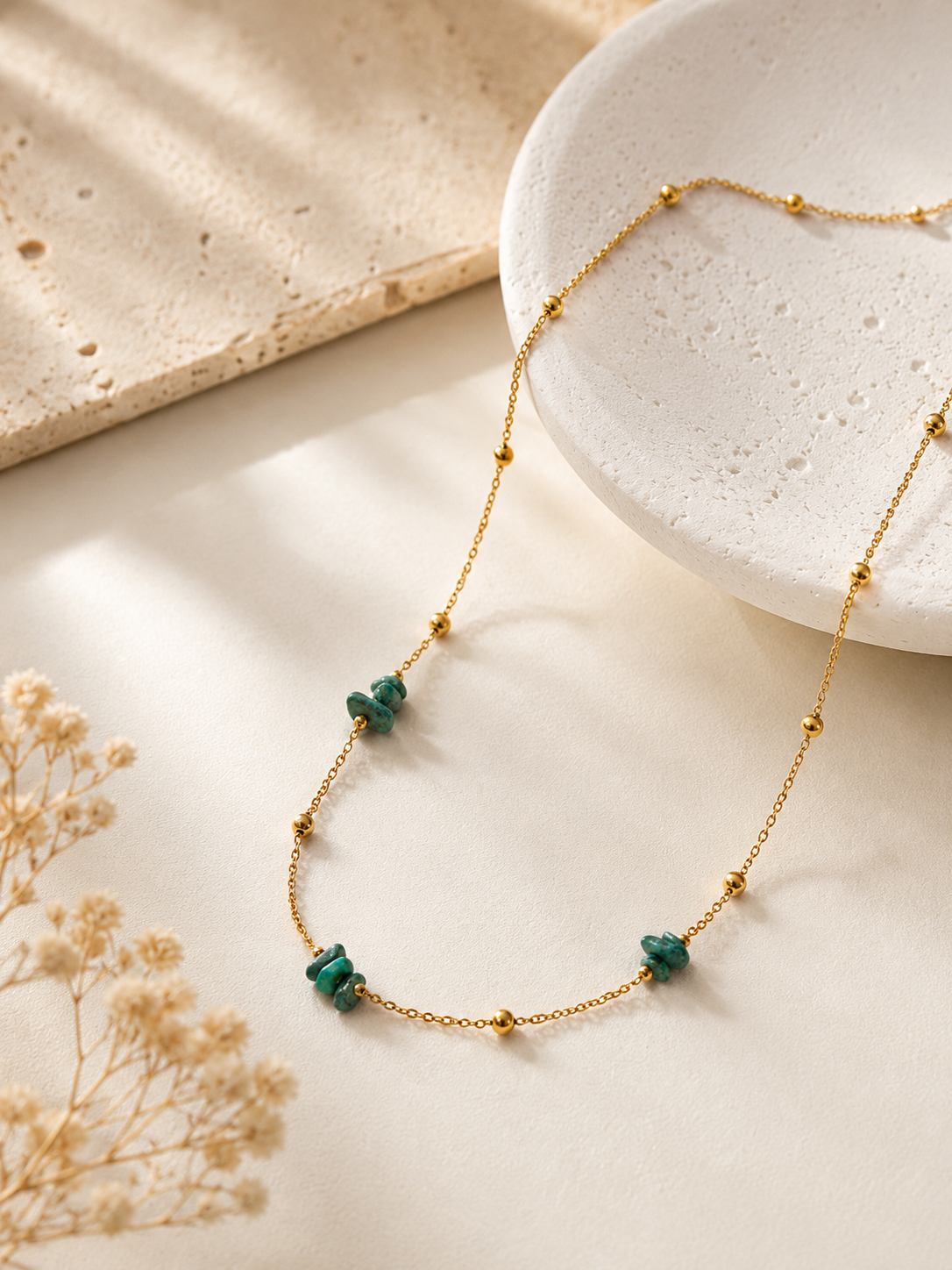 Collier Multi-Rangs Élégance Turquoise – Acier Inoxydable Plaqué Or 18K