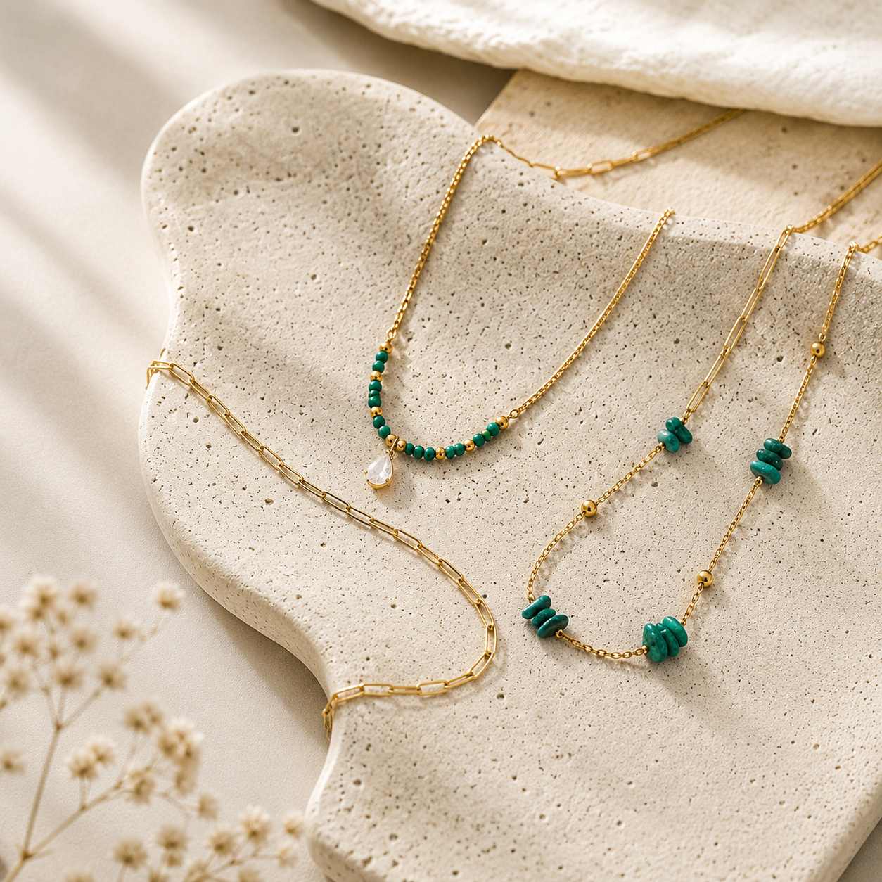 Collier Multi-Rangs Élégance Turquoise – Acier Inoxydable Plaqué Or 18K