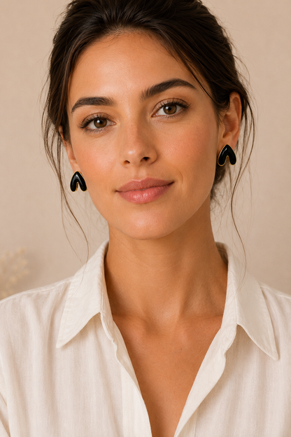 Boucles d'oreilles Cœur Élégance – Noir & Blanc