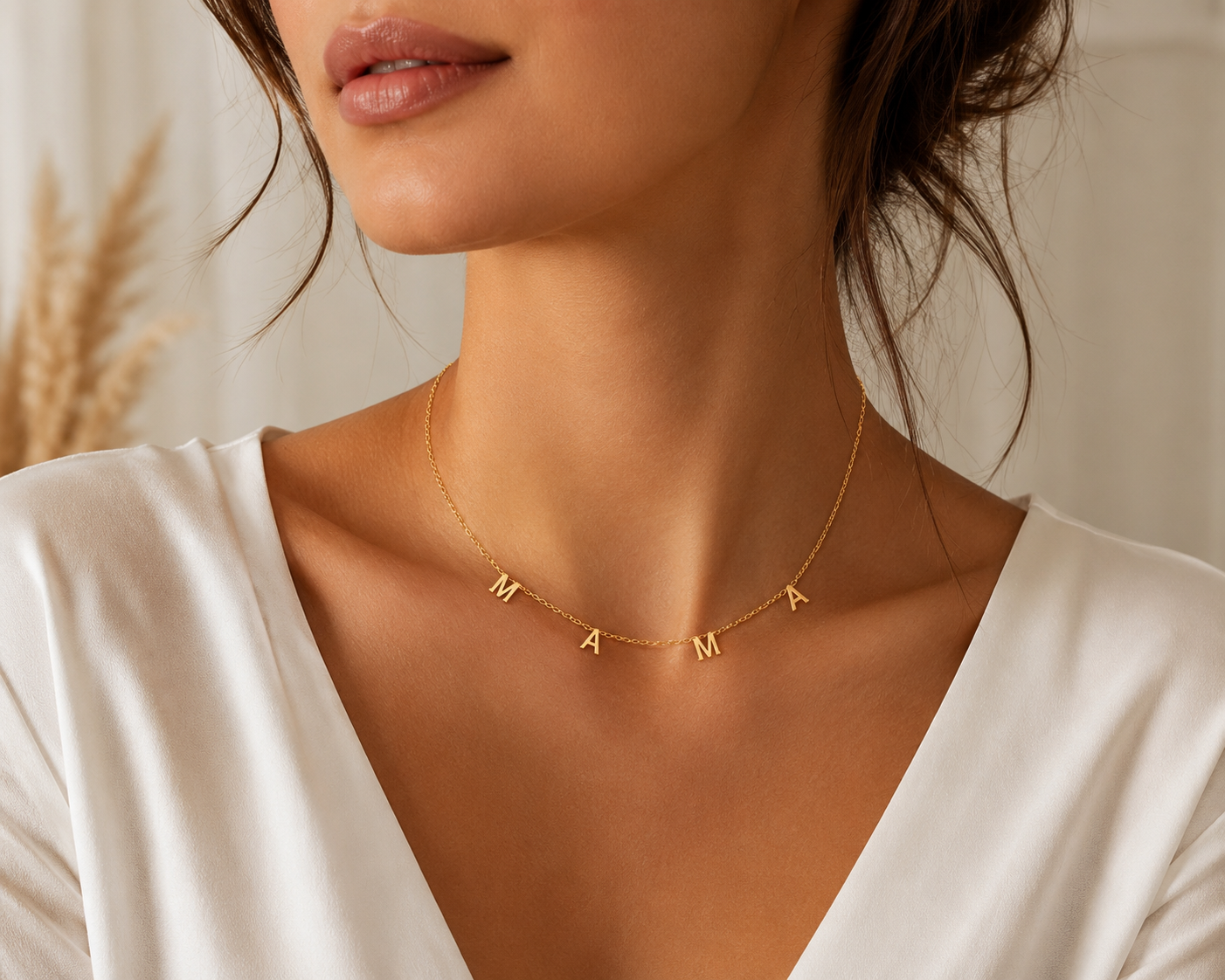 Collier MAMA – Un symbole d’amour à porter chaque jour