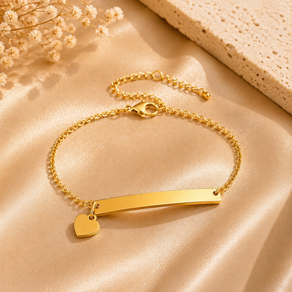 Bracelet Plaque Doré – Charm Élégant