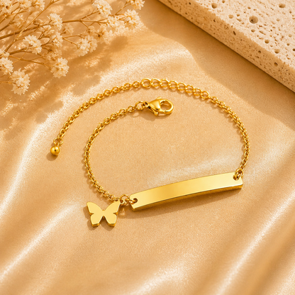 Bracelet Plaque Doré – Charm Élégant