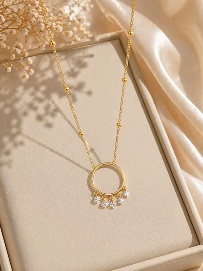 Collier Doré Zircon – Élégance Géométrique