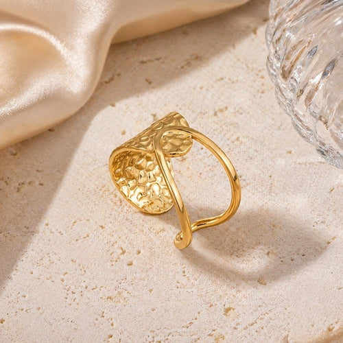 Bague Dorée en Acier Inoxydable – Style Chic & Tendance