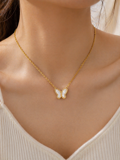 Collier Cœur Doré en Acier Inoxydable – Élégance Tendance