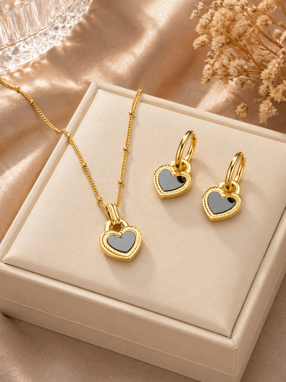 Parure Bijoux Dorée en Acier Inoxydable – Collier, Boucles d’Oreilles, Bracelet et Bague