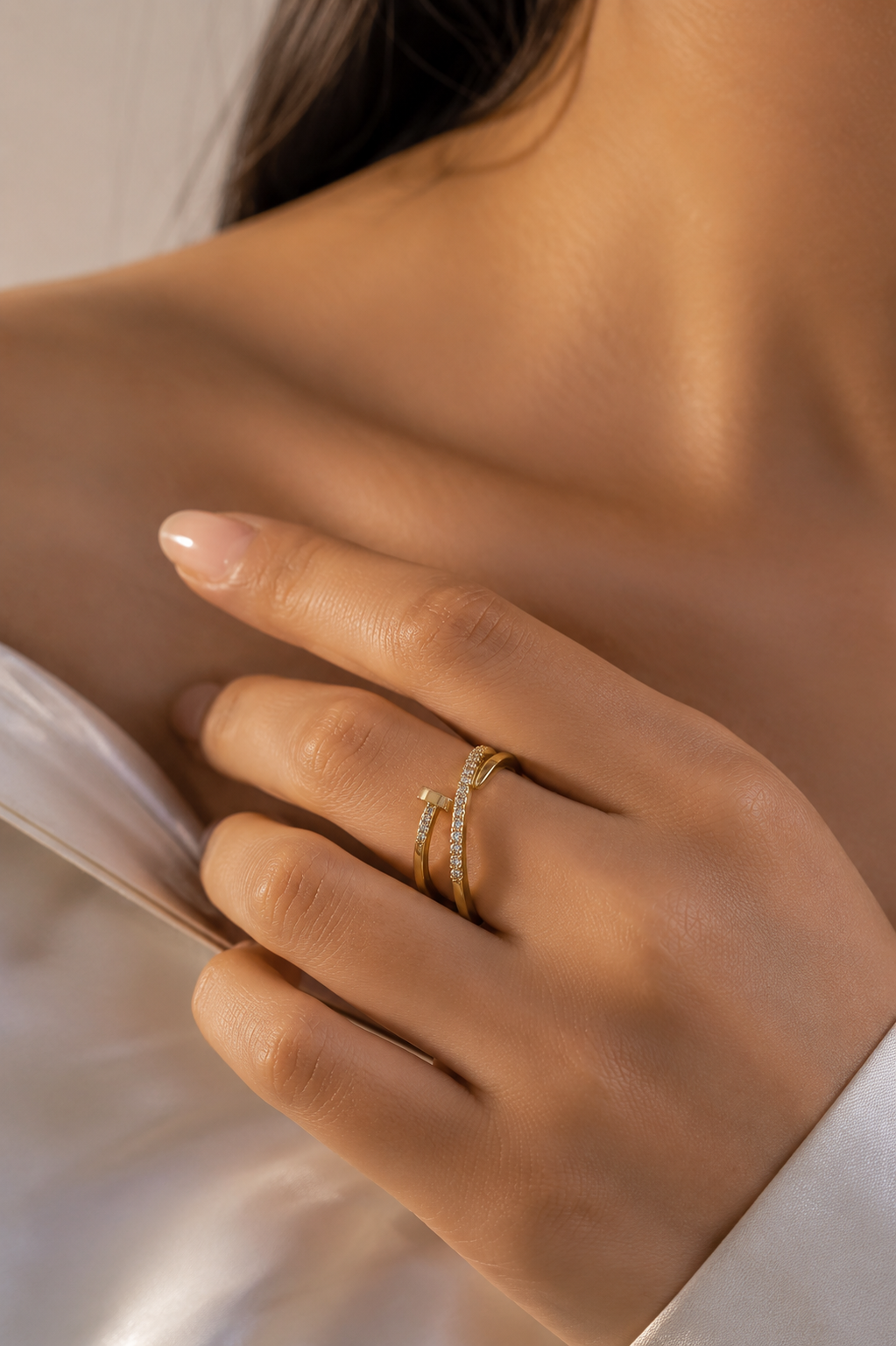 Bague Ajustable Perles & Zircons – Élégance Intemporelle