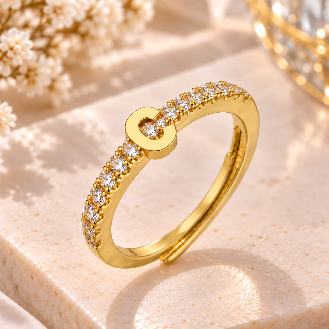 Bague Initiale avec Strass – Doré ou Argenté – Lettre au Choix – Ajustable Femme