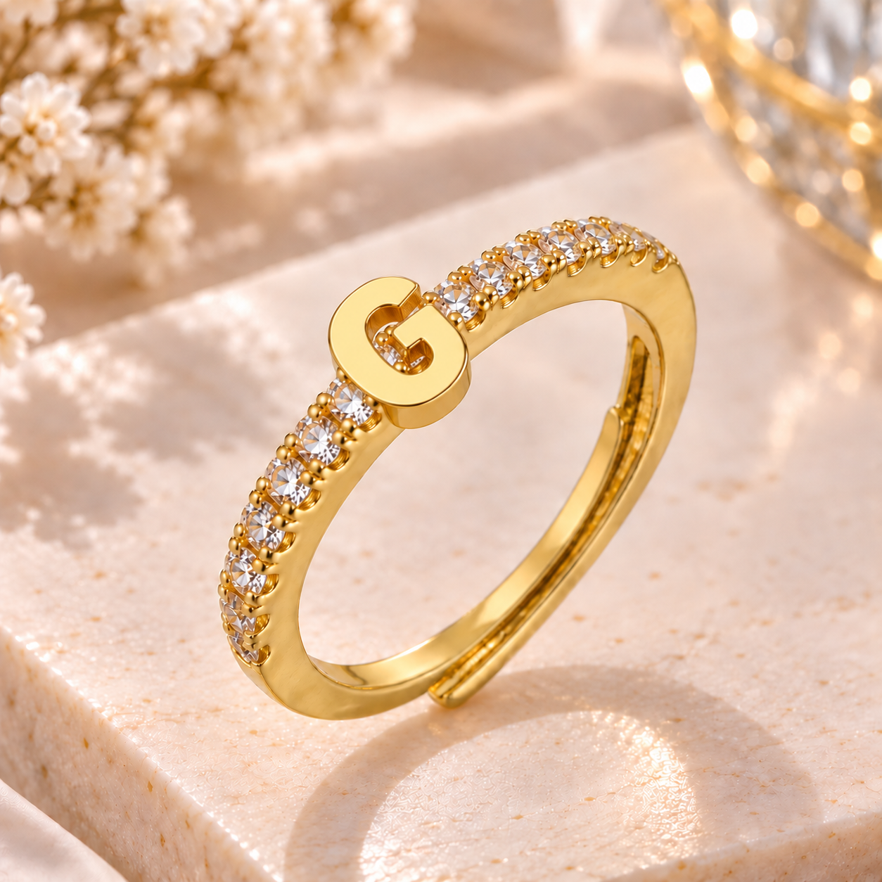 Bague Initiale avec Strass – Doré ou Argenté – Lettre au Choix – Ajustable Femme