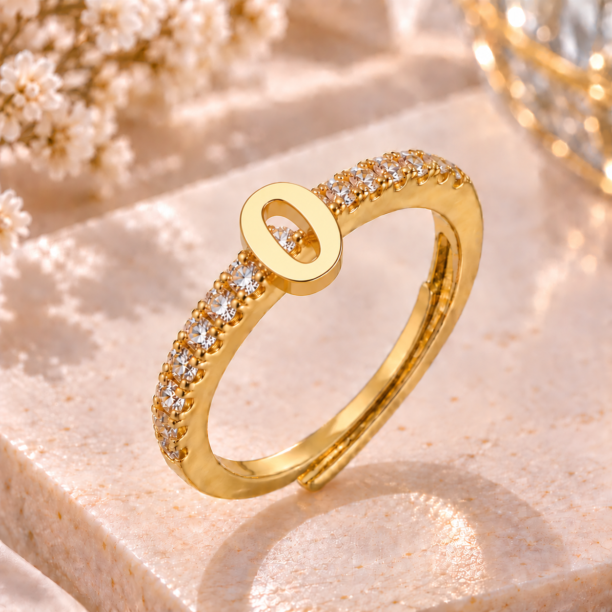 Bague Initiale avec Strass – Doré ou Argenté – Lettre au Choix – Ajustable Femme
