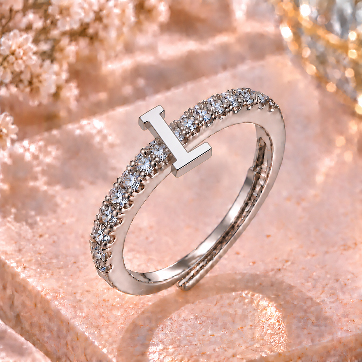 Bague Initiale avec Strass – Doré ou Argenté – Lettre au Choix – Ajustable Femme