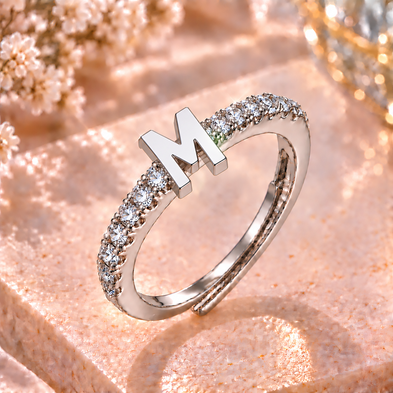 Bague Initiale avec Strass – Doré ou Argenté – Lettre au Choix – Ajustable Femme