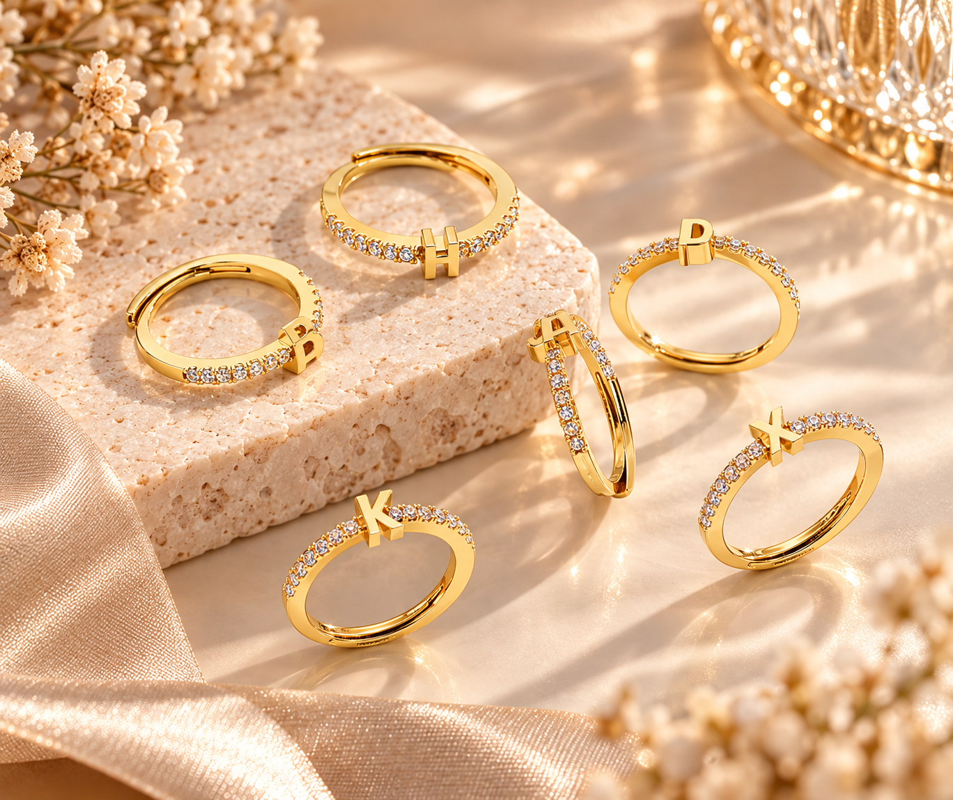 Bague Initiale avec Strass – Doré ou Argenté – Lettre au Choix – Ajustable Femme