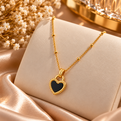 Parure Cœur Doré et Noir – Collier et Boucles d’Oreilles Élégants Femme