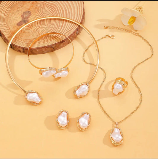 Parure Bohème Chic – Perles Élégantes & Finition Dorée