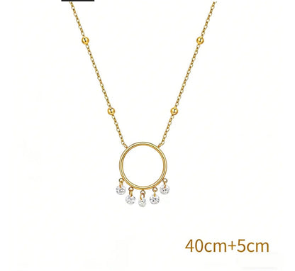 Collier Doré Zircon – Élégance Géométrique