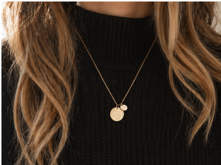 Collier Disque Personnalisable en Acier Inoxydable – Élégance Minimaliste